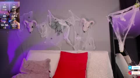 Snapshot of colstorw_ chatting on 10.28.25 colstorw_ online show from 10.28.25