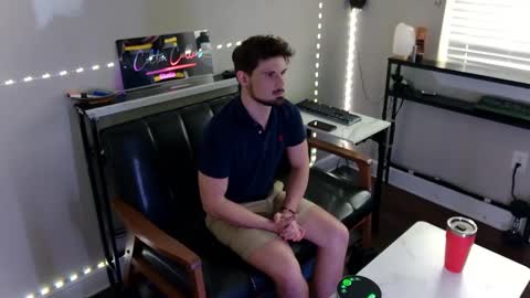 Snapshot of coltoncullens chatting on 10.03.25 Colton Cullens online show from 10.03.25