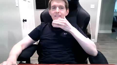 coltongh23 online show from 09.12.25