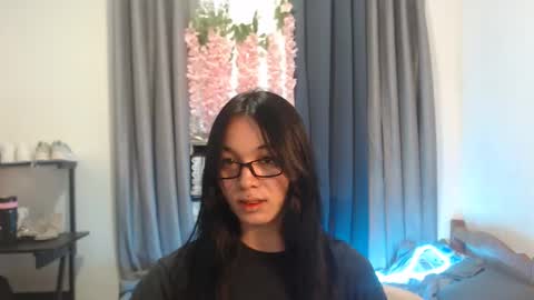 come_wet_me online show from 03.02.25
