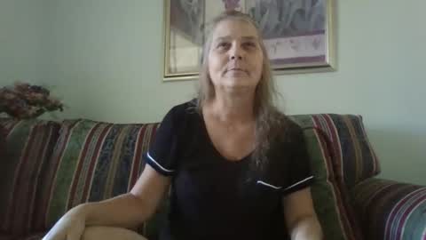 comeback pussy online show from 11.04.25