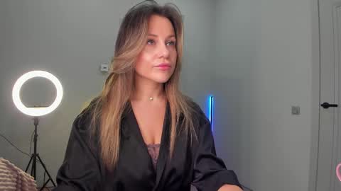 Snapshot of cometoseeme_ chatting on 01.18.26 Alice online show from 01.18.26