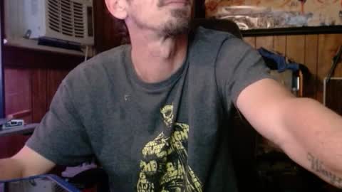 Nelson or ComicKing and sometime Peachy143 online show from 11.26.25