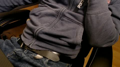 Snapshot of commanderchip chatting on 01.17.25 commanderchip online show from 01.17.25