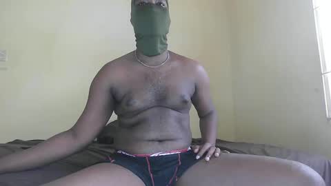 Snapshot of communitydick4u chatting on 09.19.25 communitydick4u online show from 09.19.25