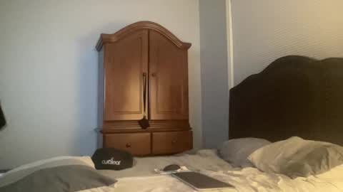 Snapshot of concentralized chatting on 02.10.25 Matt online show from 02.10.25