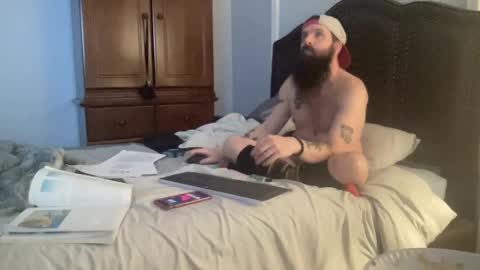 Snapshot of concentralized chatting on 02.11.25 Matt online show from 02.11.25