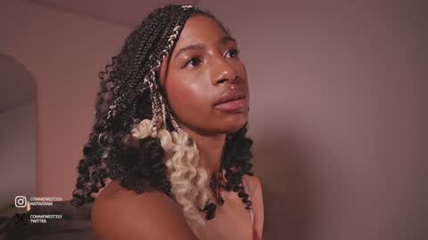   independent model online show from 12.10.24