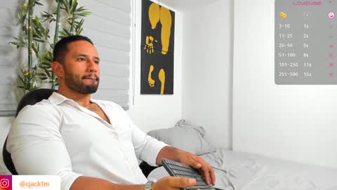 Snapshot of connor_jackson1 chatting on 12.12.24 Connor Jackson online show from 12.12.24