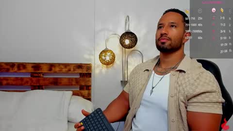 Snapshot of connor_jackson1 chatting on 10.10.25 Connor Jackson online show from 10.10.25