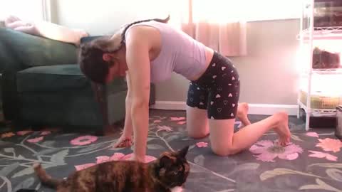 ANR Mommy online show from 11.24.25