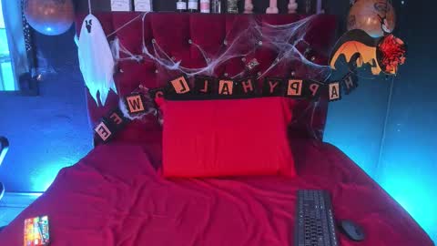 Snapshot of cony_l chatting on 10.27.25 Cony online show from 10.27.25