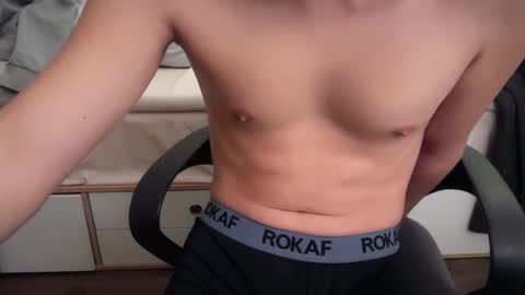 Snapshot of coocoonutboy chatting on 02.03.26 coocoonutboy online show from 02.03.26