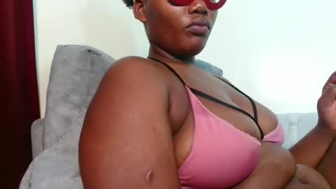 Snapshot of cookieass_ chatting on 09.25.25 cookieass_ online show from 09.25.25