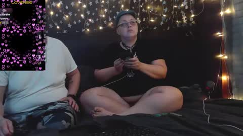 Snapshot of cookieswiper chatting on 10.24.25 cookieswiper online show from 10.24.25