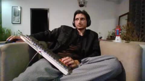 Cool2Buddies online show from 04.05.26