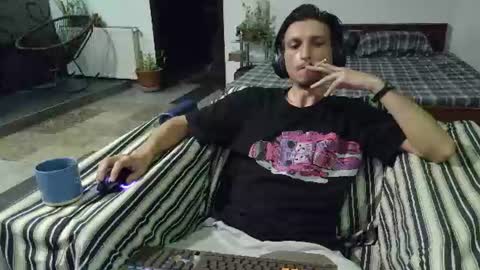 Cool2Buddies online show from 07.05.26