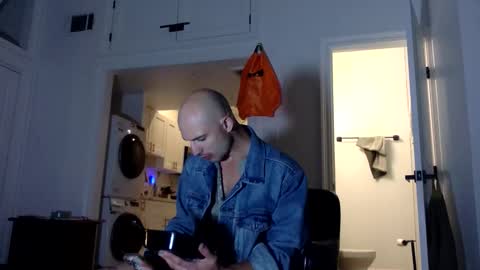 Snapshot of coopersmiths chatting on 01.15.26 VADONIS online show from 01.15.26