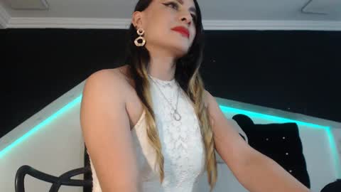 Coral  online show from 12.29.24