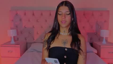 coral_larsson online show from 01.17.26