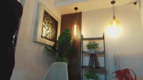 Coral online show from 09.27.25