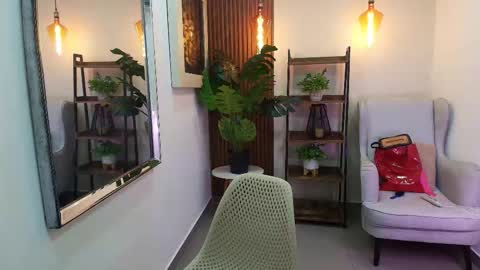 Coral online show from 10.06.25