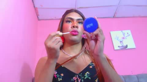 Coral Santana online show from 09.11.25