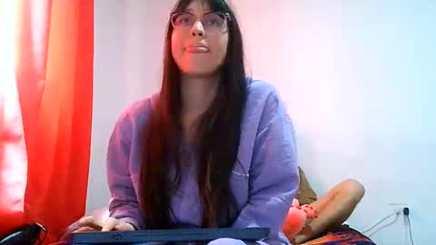 coral_smit13 online show from 02.23.26