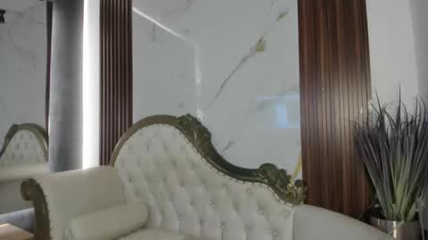 Coralie Bronson online show from 09.21.25