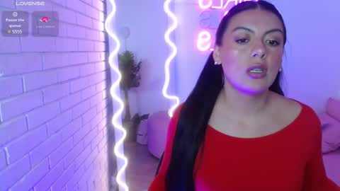Carolina  online show from 02.11.25