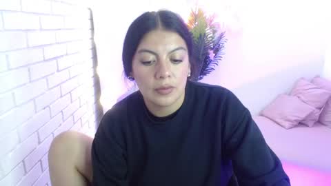 Carolina  online show from 02.15.25
