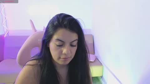 Carolina  online show from 03.12.25