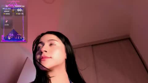 Coralinekam1 online show from 10.11.25