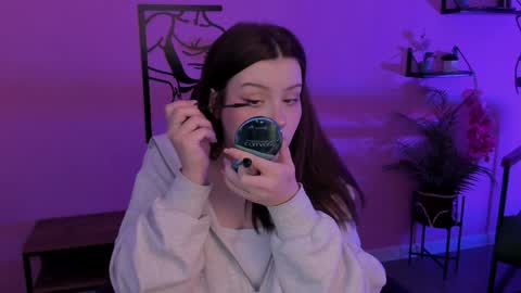 little girl who is always right or Coraline online show from 12.17.24