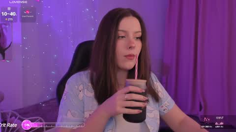 little girl who is always right or Coraline online show from 12.24.24