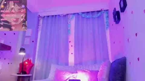 Coral Stefani online show from 03.06.25