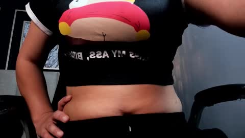 Coral Stefani online show from 10.21.25