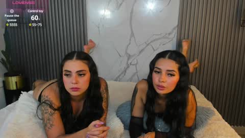 Snapshot of coralkihot chatting on 01.25.25 C O R A L  C A L I O P E   online show from 01.25.25