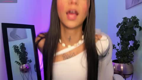 Coral online show from 01.18.25