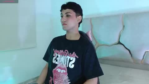 Snapshot of cori_tay chatting on 11.27.25 Carlos online show from 11.27.25