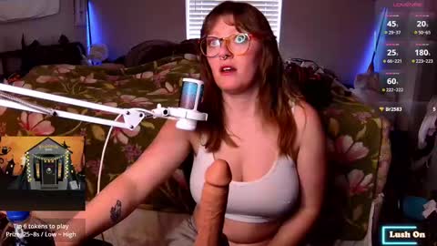 cornchloestar online show from 10.30.25