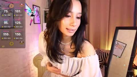 Snapshot of cornelia_bright chatting on 09.13.25 Leya online show from 09.13.25