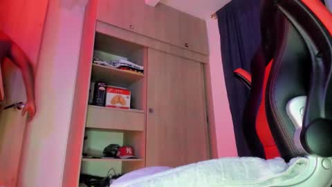 Corvis Xnc0012 online show from 10.15.25