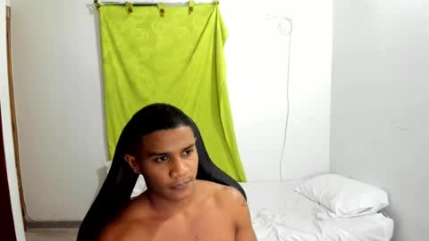 Snapshot of corzoethan chatting on 06.25.26 Ethan online show from 06.25.26