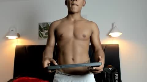 Snapshot of cosmicbi21 chatting on 10.09.25 cosmicbi21 online show from 10.09.25