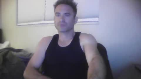 Snapshot of countfernan chatting on 03.11.25 countfernan online show from 03.11.25