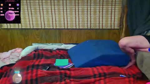 Alaskawildcouple online show from 11.06.25