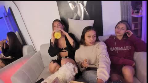 couple_funnyy online show from 10.16.25