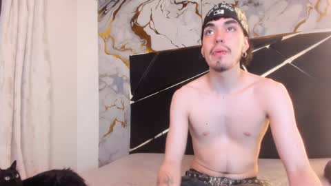 couple_in_heat_ online show from 03.28.26