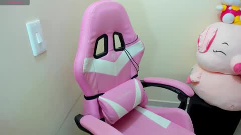 Snapshot of couple_megan_and_jhon2 chatting on 10.10.25 couple_megan_and_jhon2 online show from 10.10.25